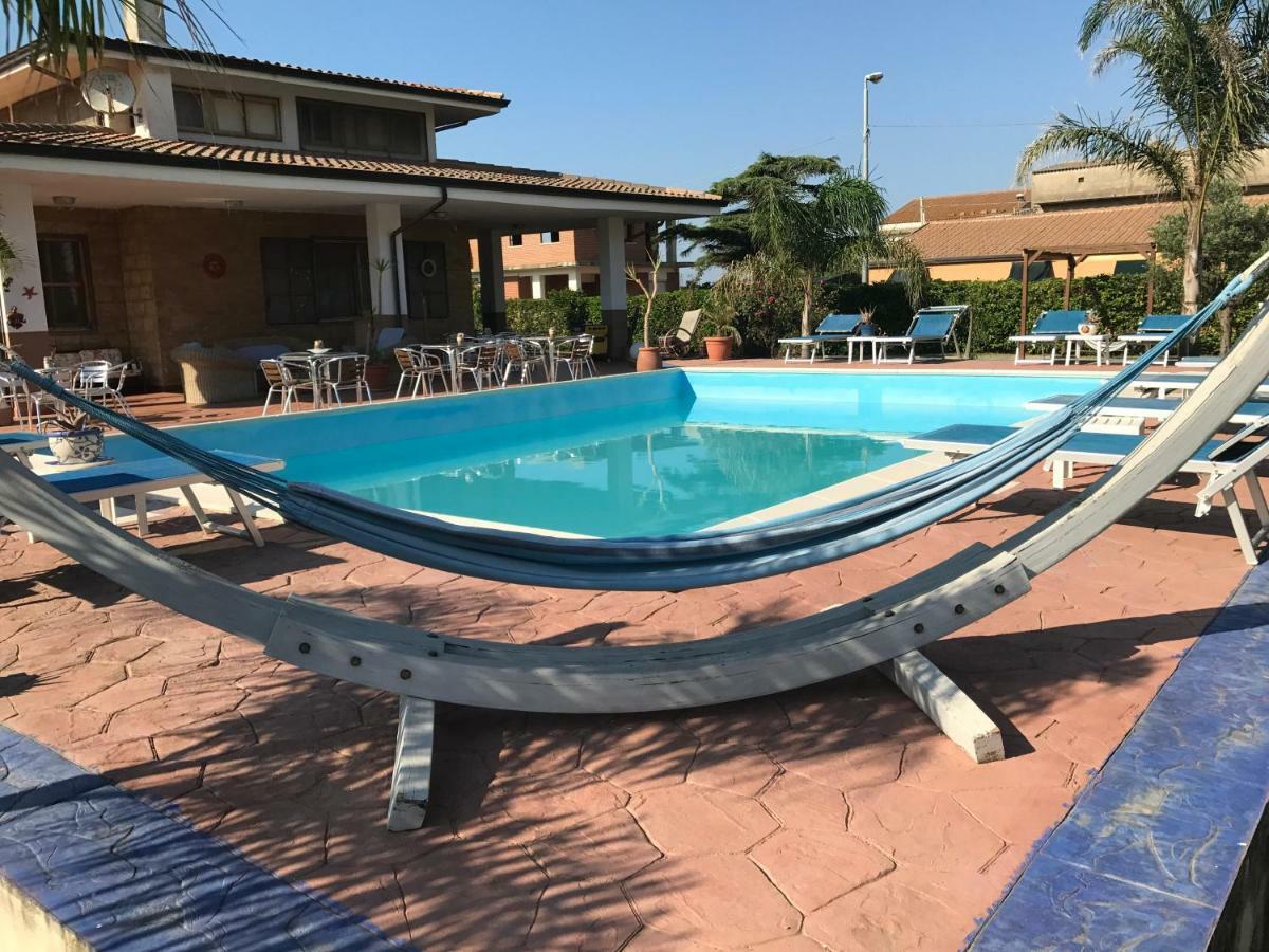 Bed And Breakfast La Medusa Isola Di Capo Rizzuto Екстериор снимка